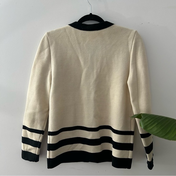 Vintage - Elegant Black and Cream Blazer - Picture 10 of 12